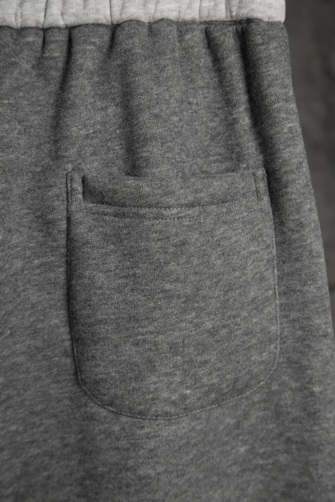 25130 #Dark gray real photo P230